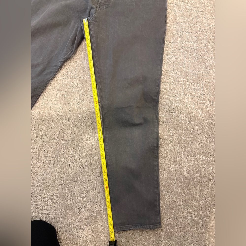 Madewell Athletic Slim Jeans - Picture 4 of 6